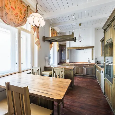 Wenceslas Square Apartment *